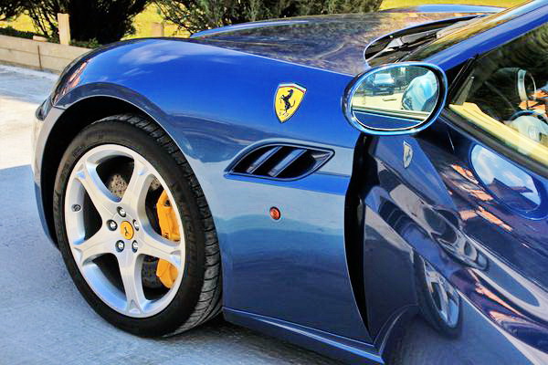 Ferrari California 2012 год на свадьбу съемки в киеве