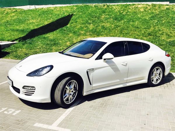 Porsche Panamera белая заказать на свадьбу