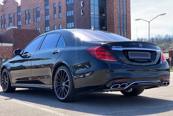 Vip авто Mercedes-Benz S63 AMG W222 Restyling аренда на свадьбу