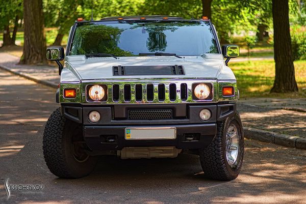 Аренда лимузина Hummer H2 classic Limo white на свадьбу