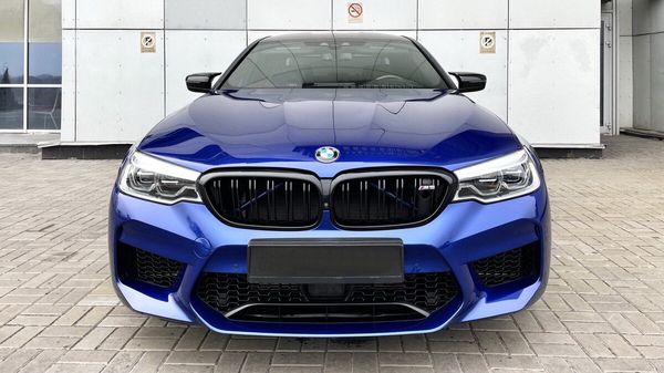 BMW M5 F90 Competition синий прокат аренда спорткар бмв м5 на свадьбу съемки