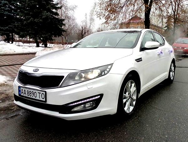 Kia Optima белый аренда на свадьбу киев