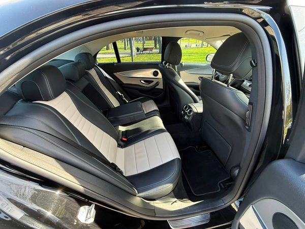 Трансфер в Європу на Mercedes-Benz W213 NEW 