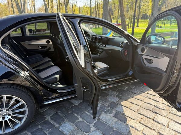 Трансфер в Європу на Mercedes-Benz W213 NEW 