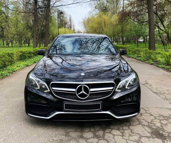 Mercedes W212 E250 New прокат аренда мерседес с водителем в Киеве