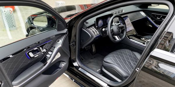  Mercedes-Benz W223 S-Class арендовать авто на прокат без водителя