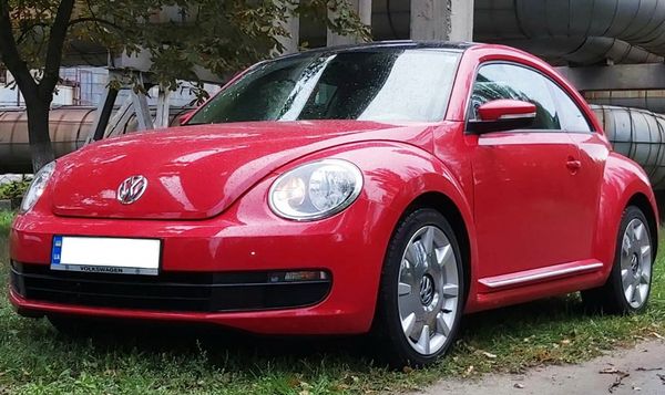 Volkswagen New Beetle красный аренда на свадьбу