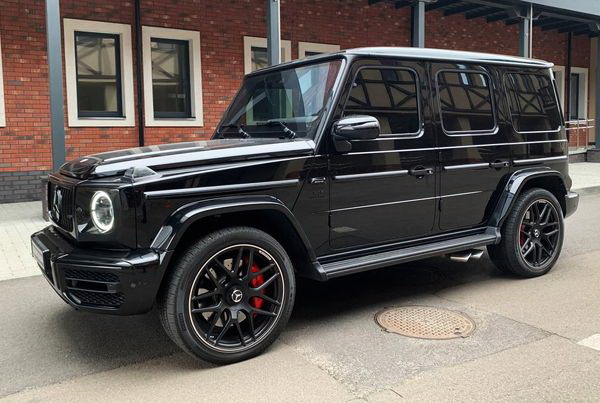 Оренда Mercedes-Benz G63 AMG гелік на весілля