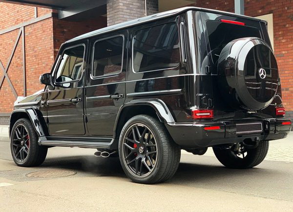 Оренда Mercedes-Benz G63 AMG гелік на весілля