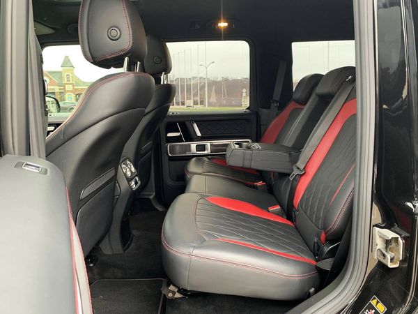 Оренда Mercedes-Benz G63 AMG гелік на весілля