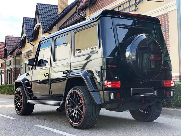 Джип Mercedes Benz G63 Brabus оригинал аренда прокат без водителя с водителем на свадьбу Киев