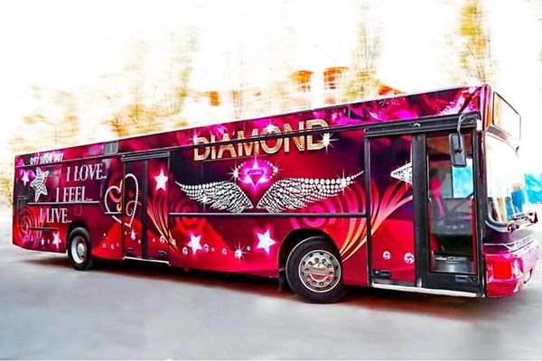 Пати бас Diamond Party Bus на день рождения