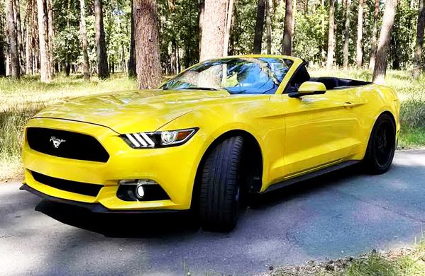 Ford Mustang желтый кабриолет на прокат без водителя съемки