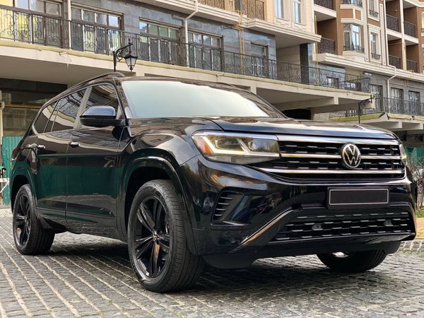Volkswagen Atlas заказать внедорожник на прокат с водителем без водителя