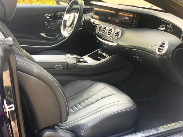 Mercedes-Benz S560 AMG Coupe аренда мерседес с водителем мерседес прокат на свадьбу