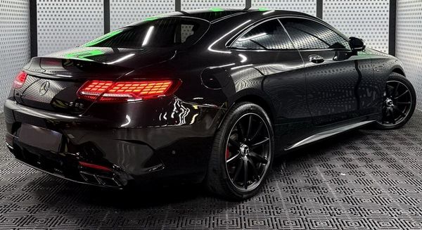 Mercedes-Benz S63 Coupe прокат без водія