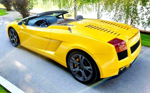 Lamborghini Gallardo заказать на свадьбу съемки