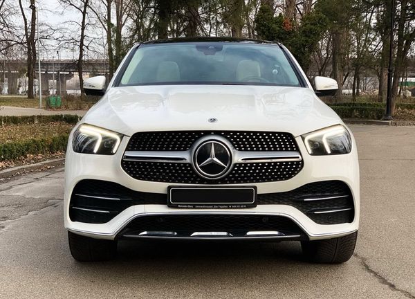 Mercedes Benz AMG Gle AMG Coupe арендовать белый внедорожник на свадьбу киев