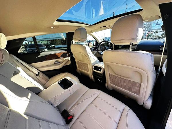 Mercedes Benz Gle AMG Coupe белый заказать аренду с водителем на свадьбу