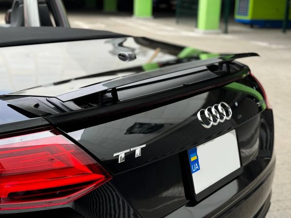 Audi TT S-line Quttro черный авто с водителем на свадьбу кабриолет для фото 