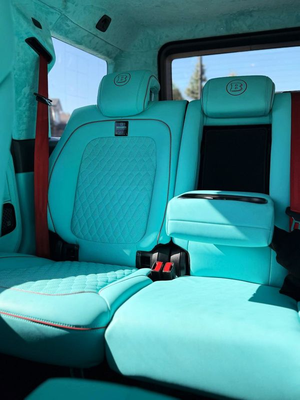 Mercedes-Benz G800 Brabus Tiffany — прокат «Гелік» в Києві 