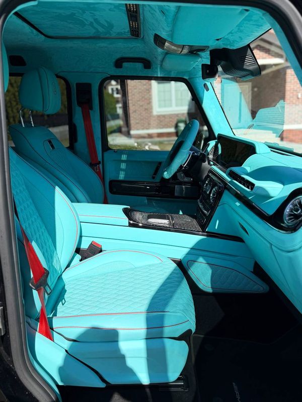 Mercedes-Benz G800 Brabus Tiffany — прокат «Гелік» в Києві 