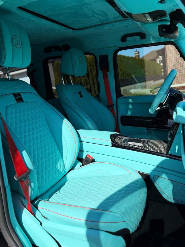 Mercedes-Benz G800 Brabus Tiffany — прокат «Гелік» в Києві 