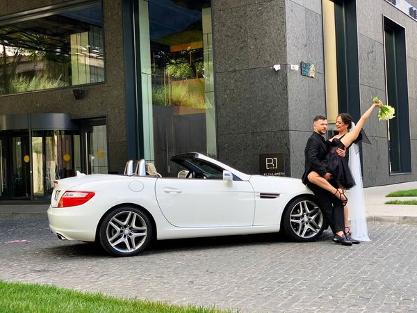 Кабриолет Mercedes SLK 250 белый прокат без водителя для свадьбы фотосессии съемки