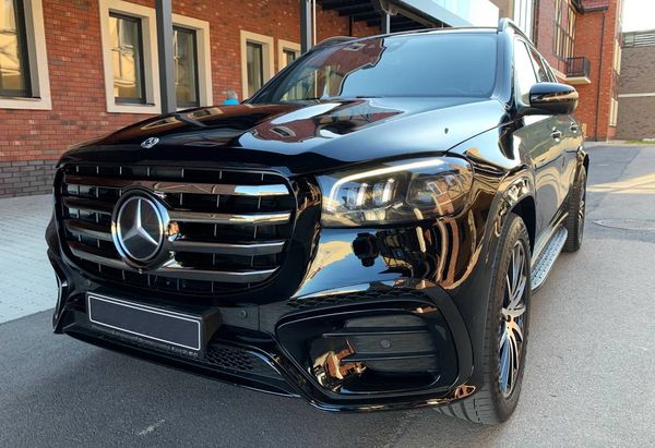 Позашляховик Mercedes Benz Gls AMG 400 прокат оренда джип на весілля