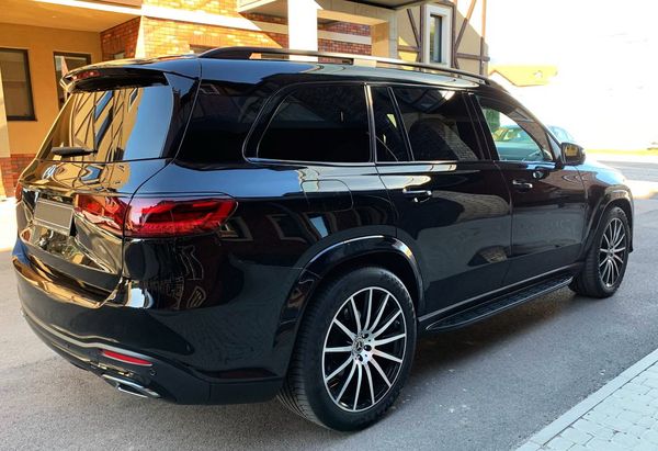 Позашляховик Mercedes Benz Gls AMG 400 прокат оренда джип на весілля