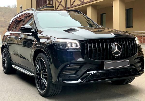 Позашляховик Mercedes-Benz Gls 63 AMG з водієм або без