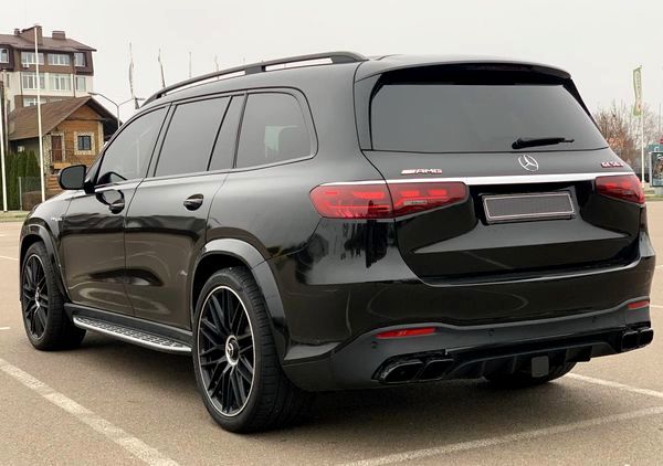 Позашляховик Mercedes-Benz Gls 63 AMG з водієм або без