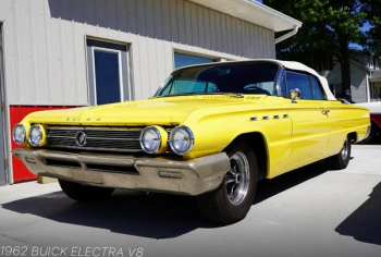 Buick Electra 1962 желтый ретро кабриолет для съемки кино фото