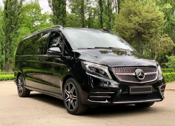 Mercedes Benz V Class аренда с водителем микроавтобус на прокат без водителя на свадьбу 