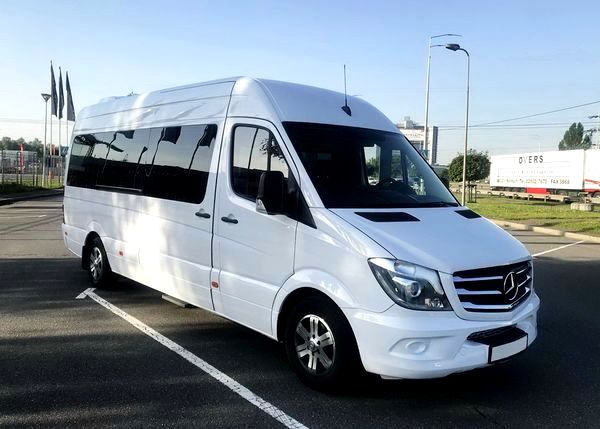 Mercedes Sprinter белый VIP класса на 8 мест аренда микроавтобуса для свадьбы 