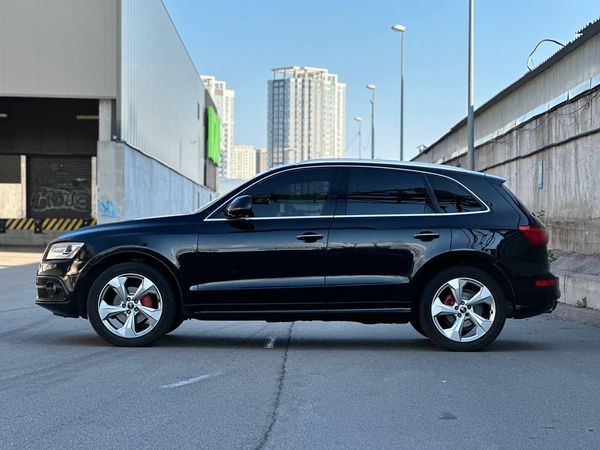 Джип Audi Q5-Quattro прокат аренда c водителем без водителя