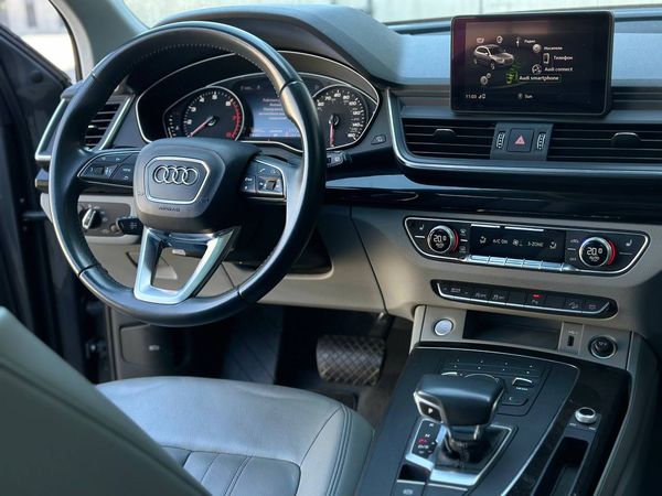 Джип Audi Q5-Quattro прокат аренда c водителем без водителя