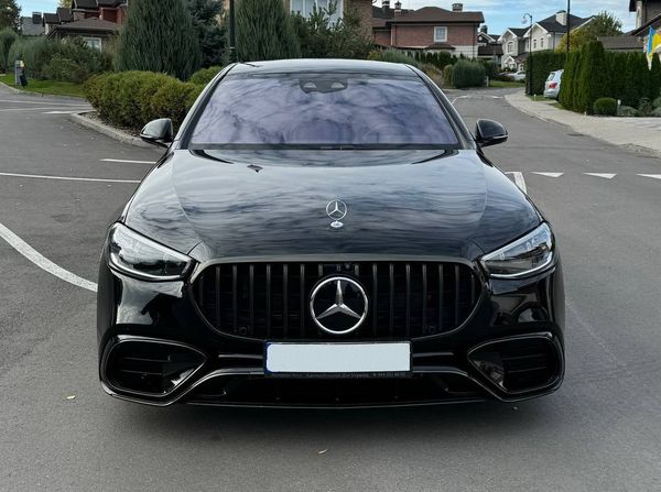 Mercedes-Benz S580 AMG W223 аренда vip-авто c водитедем прокат без водителя