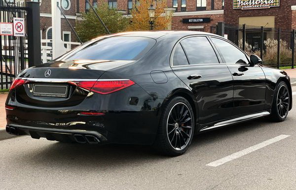 Mercedes-Benz S580 AMG W223 аренда vip-авто c водитедем прокат без водителя