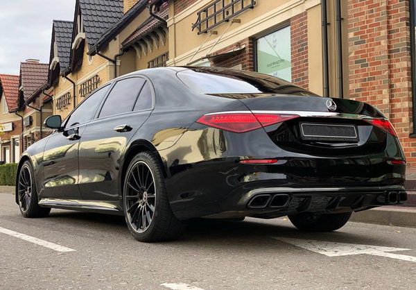 Mercedes-Benz S580 AMG W223 аренда vip-авто c водитедем прокат без водителя