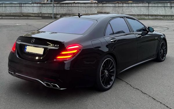 Vip Mercedes-Benz S63 AMG 4MATIC W222 Restyling замовити мерседес без водія прокат