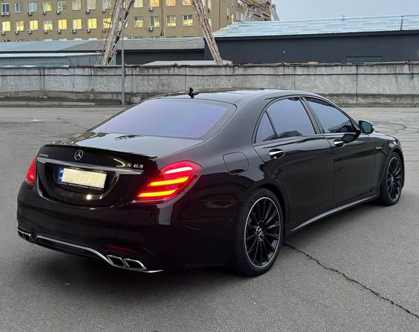 Vip Mercedes-Benz S63 AMG 4MATIC W222 Restyling замовити мерседес без водія прокат