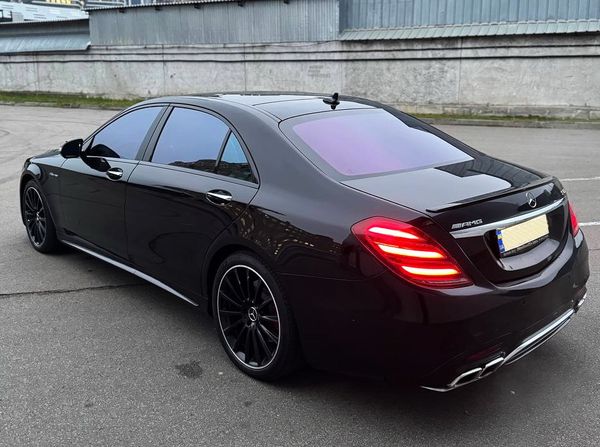 Vip Mercedes-Benz S63 AMG 4MATIC W222 Restyling замовити мерседес без водія прокат