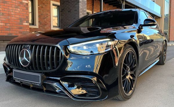 Mercedes-Benz-S580-AMG-W223-оренда-з-водієм-прокат-без-водія-авто-на-весілля-223-мерседес-трансфер
