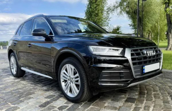 Арендовать джип на свадьбу Audi Q5 черный с водителем