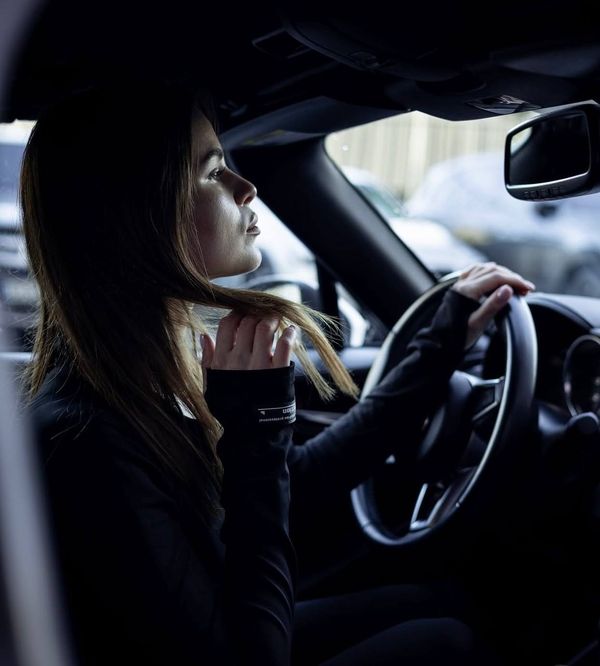 Кабріолет Fіat 124 Spider білий на весілля зйомки