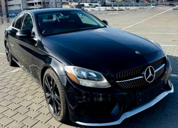 Авто на весілля Mercedes Benz C Class прокат без водія 