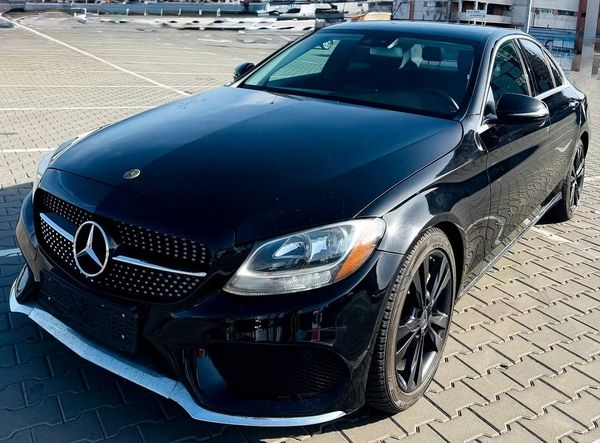 Авто на весілля Mercedes Benz C Class прокат без водія