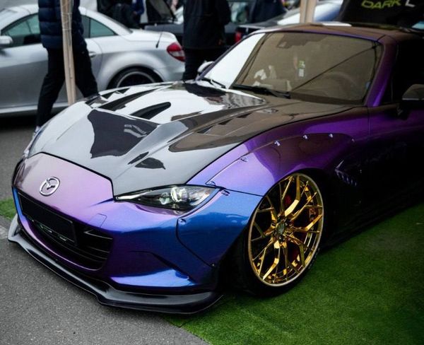 Mazda Miata ND кабріолет з водієм для фотосесії зйомки 