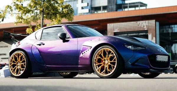 Mazda Miata ND кабріолет з водієм для фотосесії зйомки 